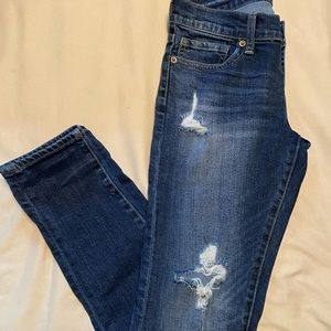 SOLD - ☘️ Lucky Brand Boyfriend jeans